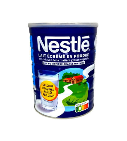 Lait écrémé NESTLĒ 900g